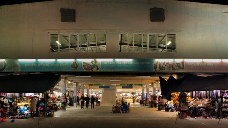 The Best Places to Go Shopping in Halong Bay