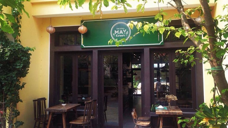 The Best Restaurants in Halong Bay [2021]
