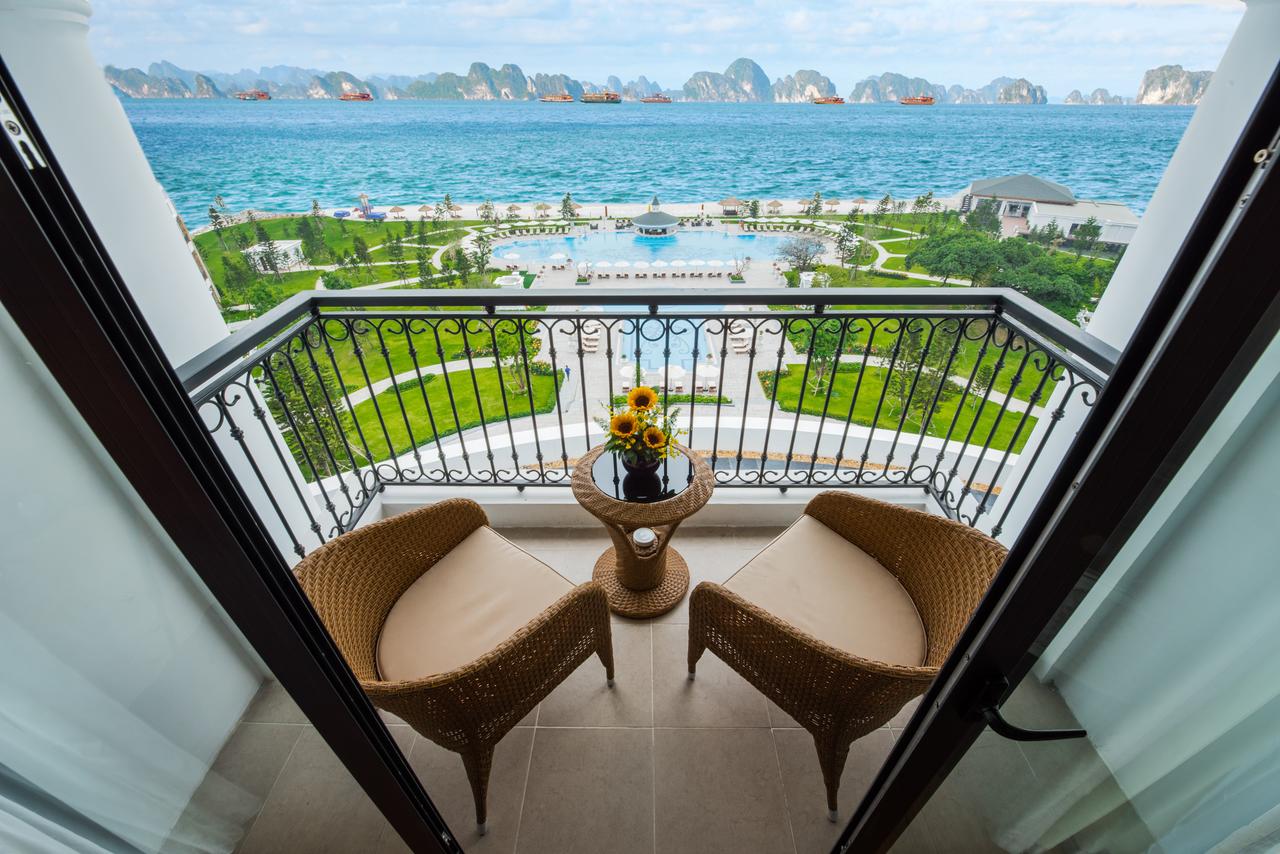 3. Royal Halong Hotel